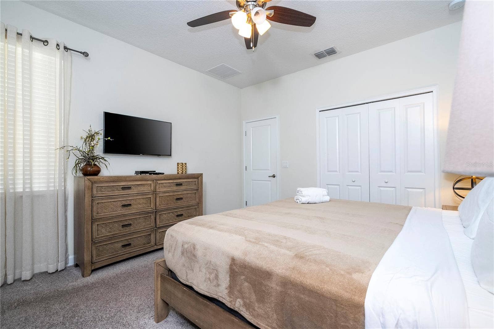 1646 MOON VALLEY DRIVE, Davenport, FL 33896 1646 MOON VALLEY DRIVE, Davenport, FL 33896