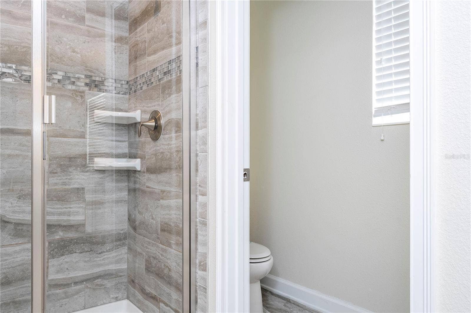 1646 MOON VALLEY DRIVE, Davenport, FL 33896 1646 MOON VALLEY DRIVE, Davenport, FL 33896