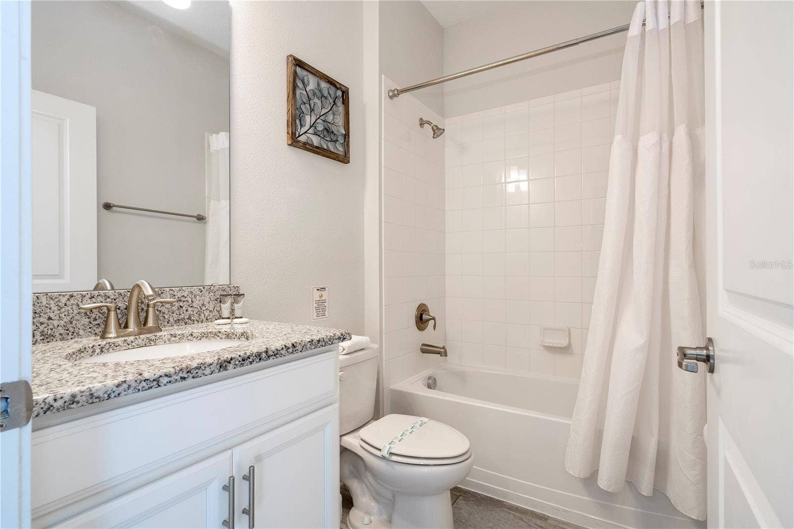 1646 MOON VALLEY DRIVE, Davenport, FL 33896 1646 MOON VALLEY DRIVE, Davenport, FL 33896