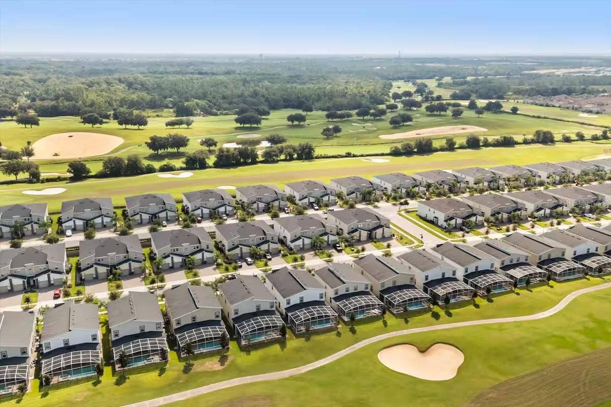 8882 CABOT CLIFFS DRIVE, Davenport, FL 33896 8882 CABOT CLIFFS DRIVE, Davenport, FL 33896