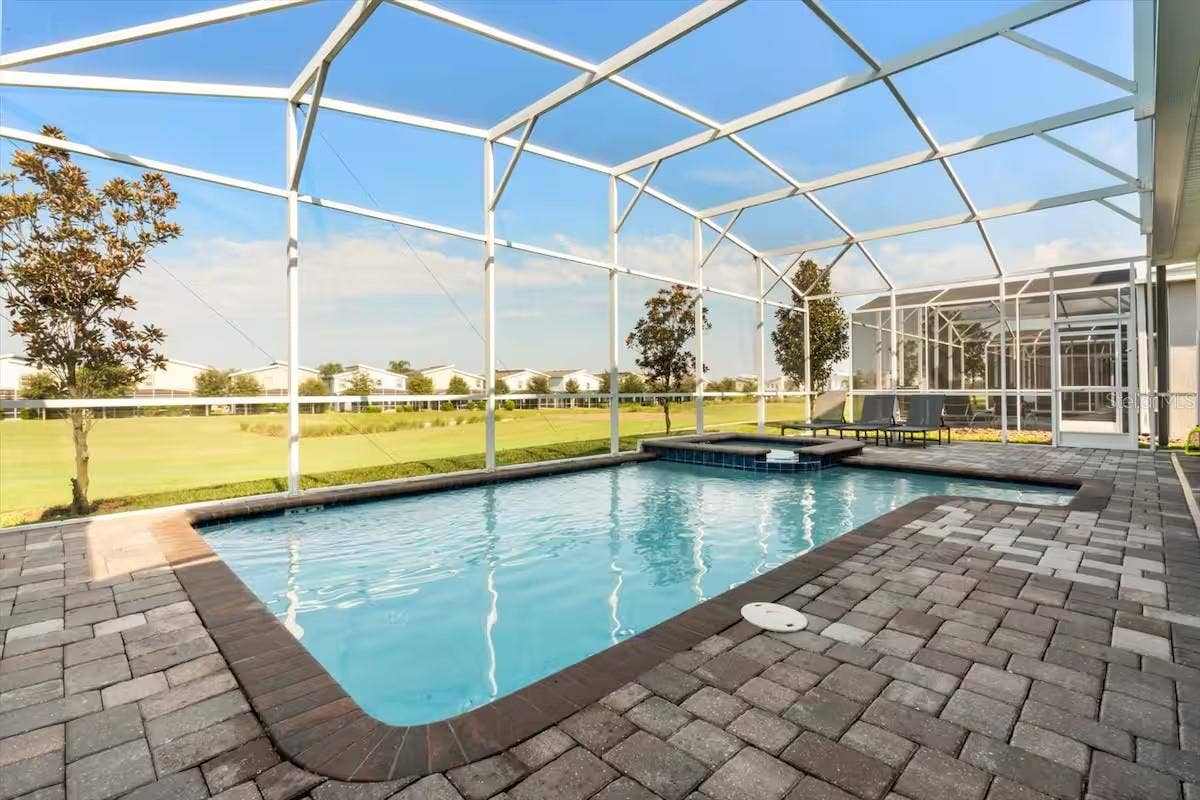 8882 CABOT CLIFFS DRIVE, Davenport, FL 33896 8882 CABOT CLIFFS DRIVE, Davenport, FL 33896