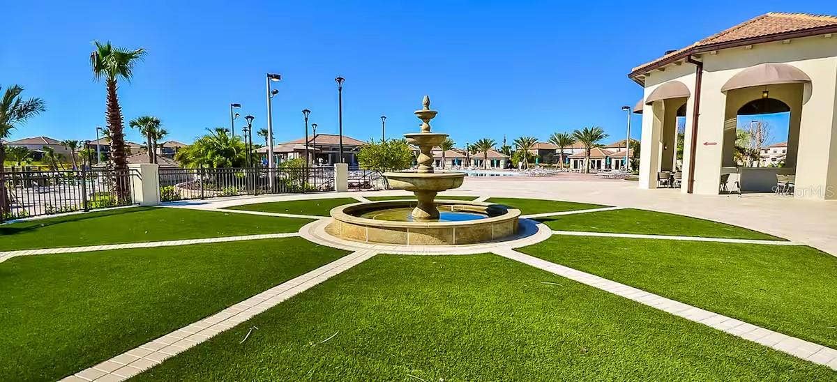 8882 CABOT CLIFFS DRIVE, Davenport, FL 33896 8882 CABOT CLIFFS DRIVE, Davenport, FL 33896