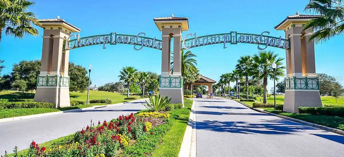 8882 CABOT CLIFFS DRIVE, Davenport, FL 33896 8882 CABOT CLIFFS DRIVE, Davenport, FL 33896