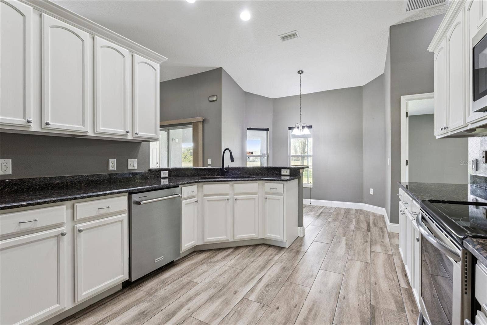 31038 FAIRVISTA DRIVE, Tavares, FL 32778 31038 FAIRVISTA DRIVE, Tavares, FL 32778
