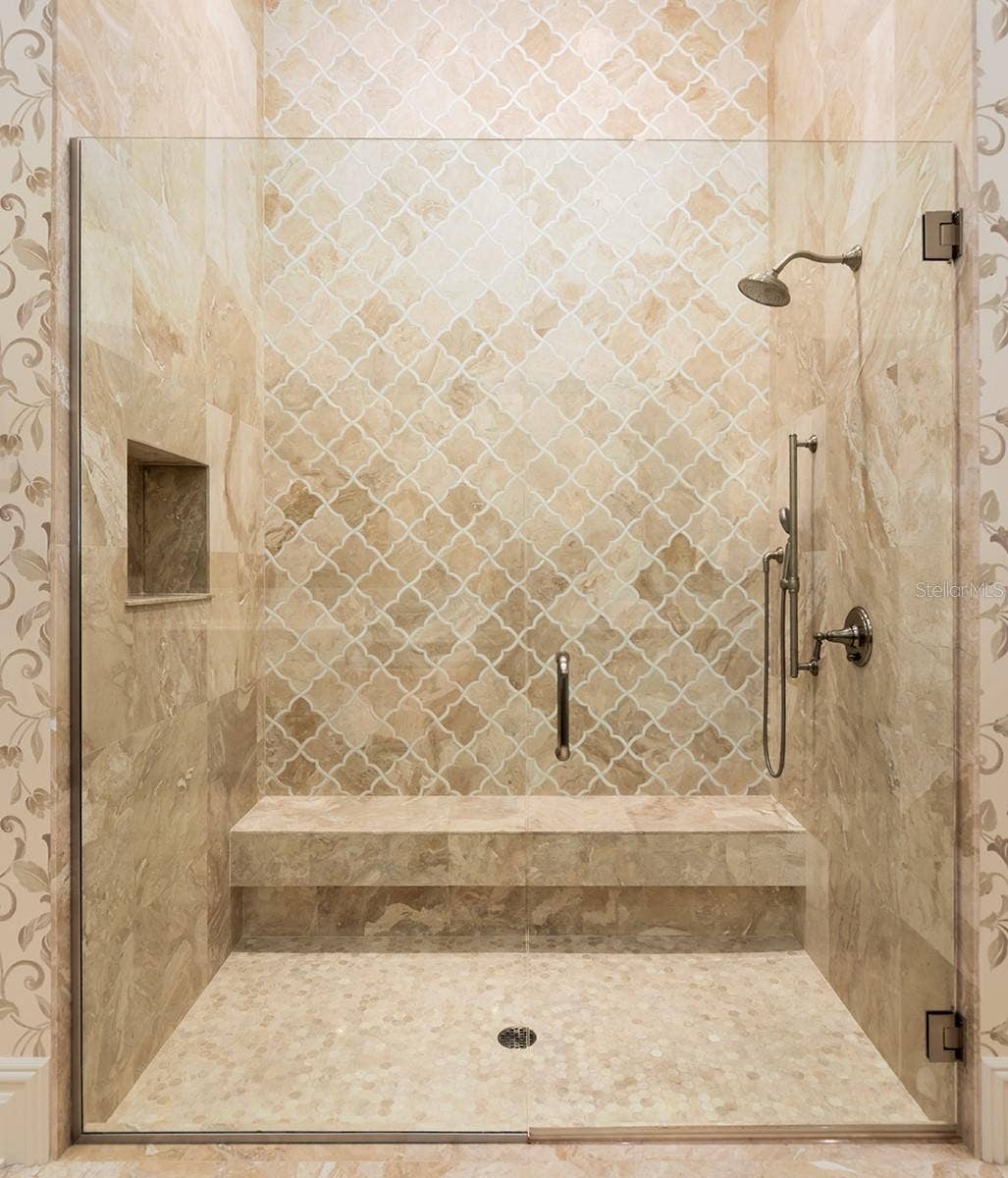 9144 ISLEWORTH GARDENS DRIVE, Windermere, FL 34786