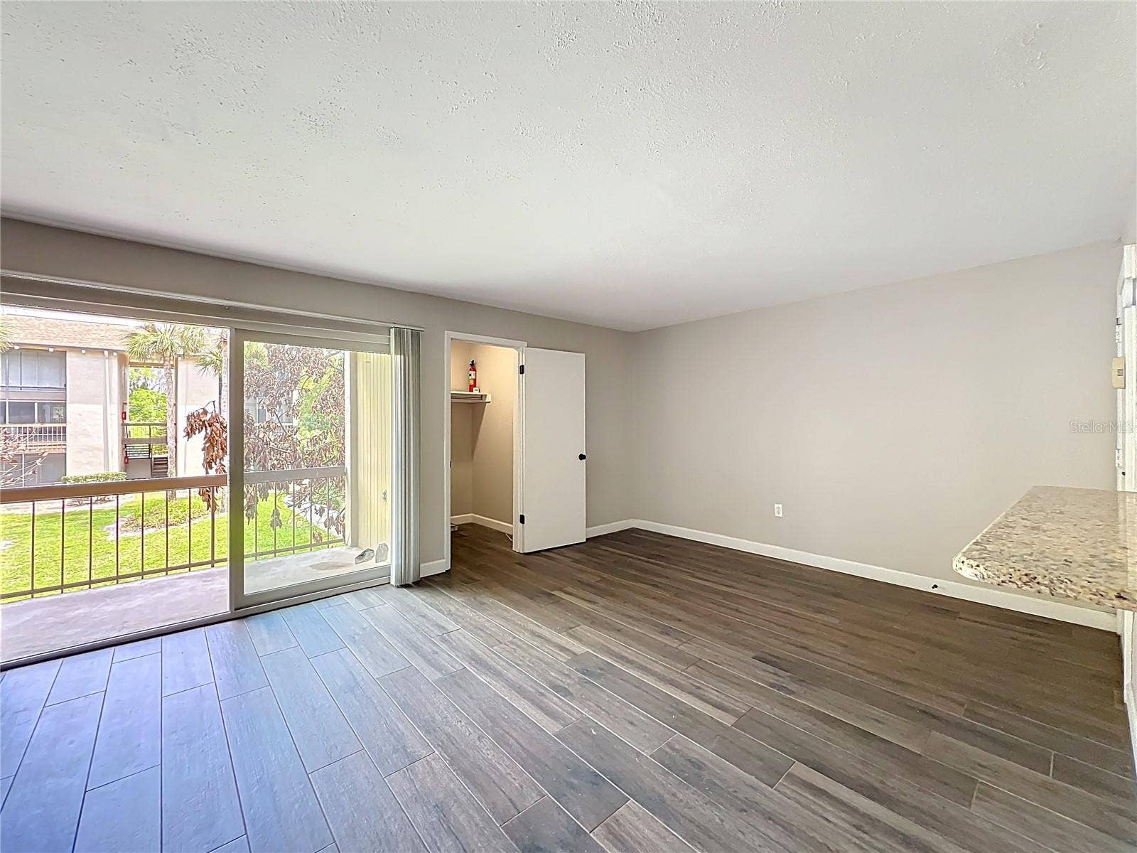 590 ORANGE DRIVE, #136, Altamonte Springs, FL 32701 Living Room/Dining Room