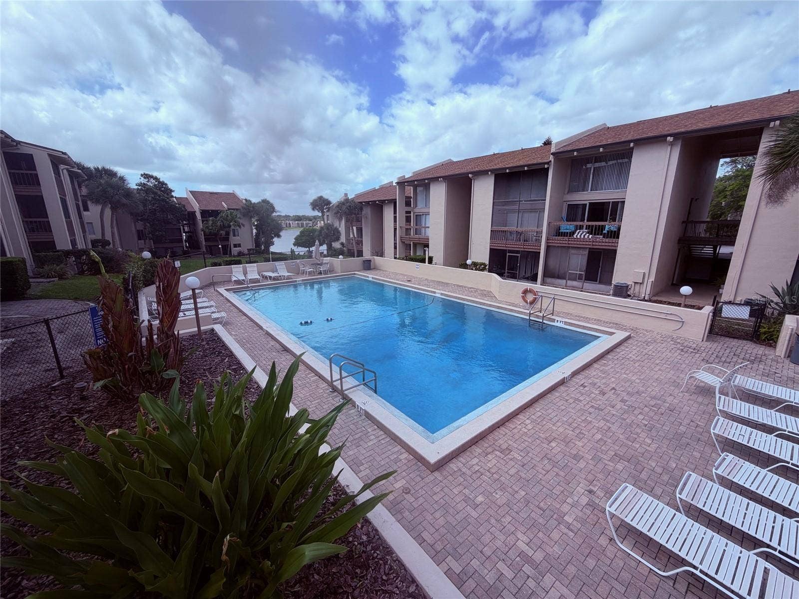 590 ORANGE DRIVE, #136, Altamonte Springs, FL 32701 Pool#3
