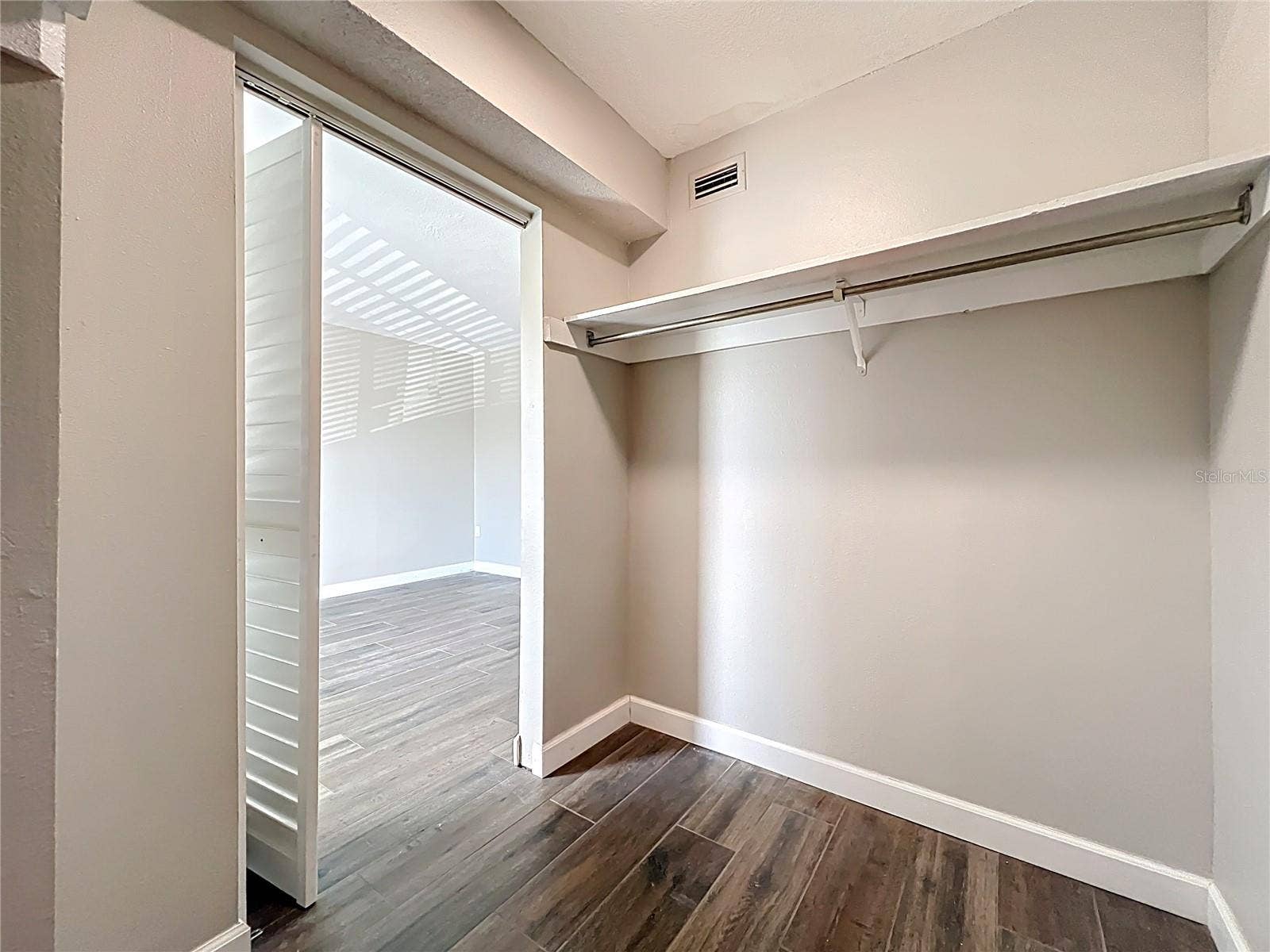 590 ORANGE DRIVE, #136, Altamonte Springs, FL 32701 Walk-In Closet