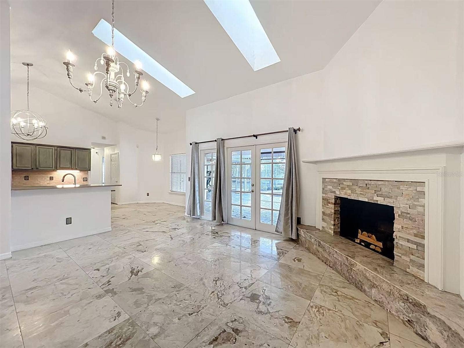 9144 GALLEON COURT, Orlando, FL 32819 9144 GALLEON COURT, Orlando, FL 32819
