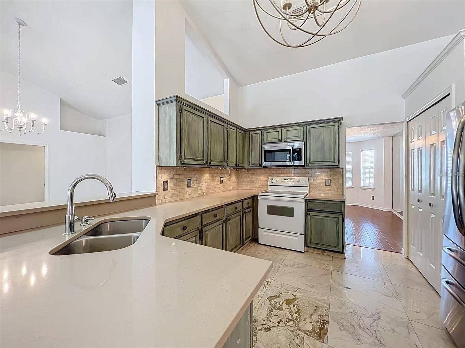 9144 GALLEON COURT, Orlando, FL 32819 9144 GALLEON COURT, Orlando, FL 32819