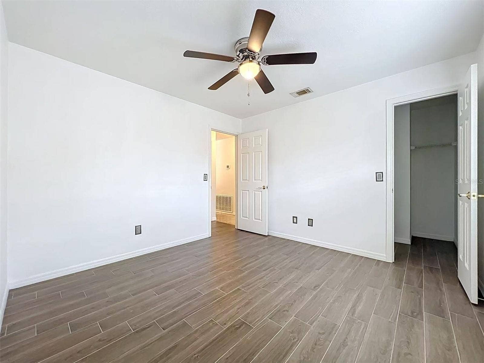 9144 GALLEON COURT, Orlando, FL 32819 9144 GALLEON COURT, Orlando, FL 32819