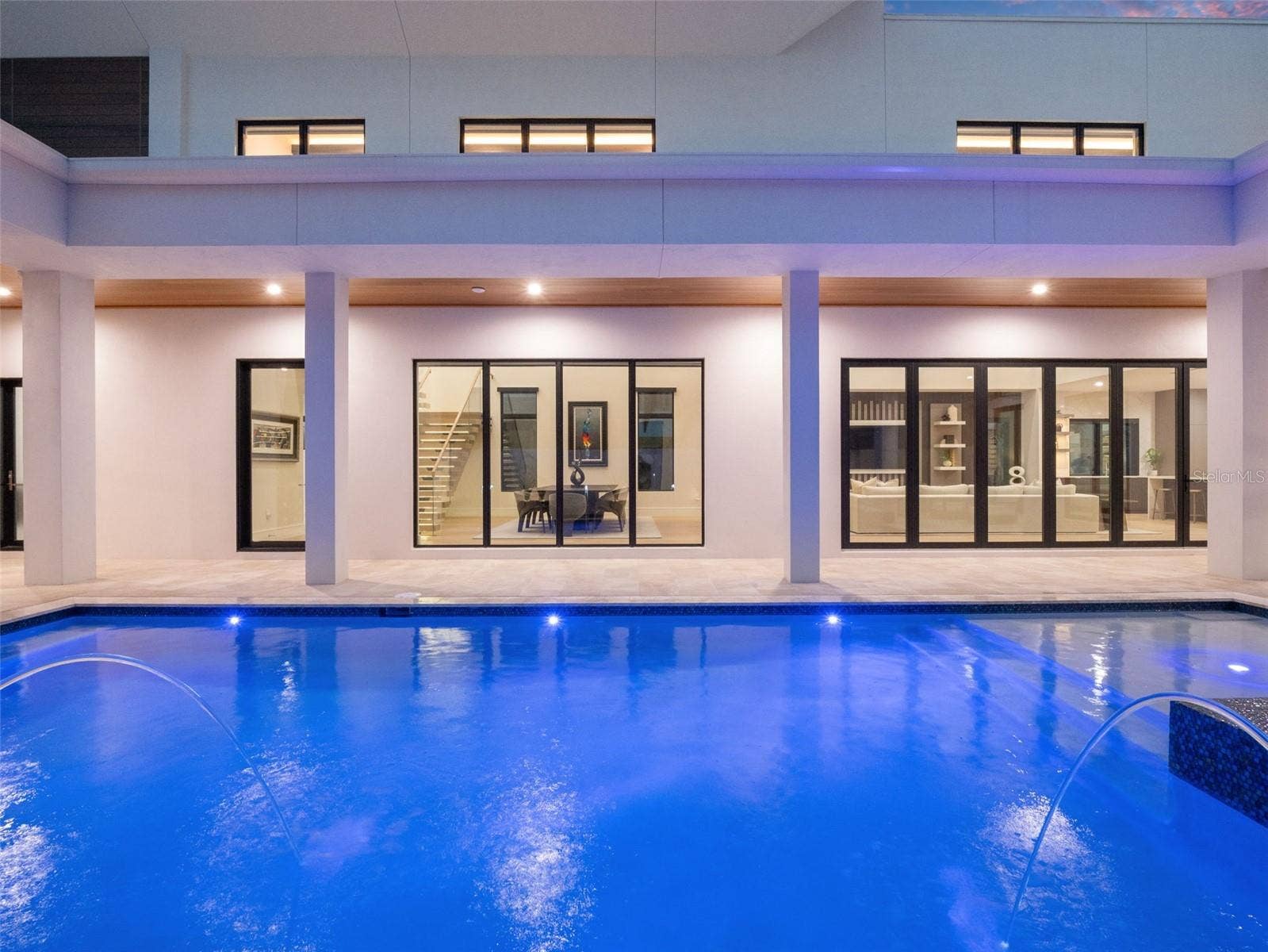 8643 FARTHINGTON WAY, Orlando, FL 32827 Pool & Spa at Dusk