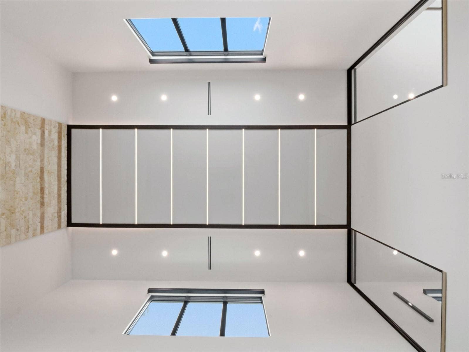 8643 FARTHINGTON WAY, Orlando, FL 32827 Ceiling Detail