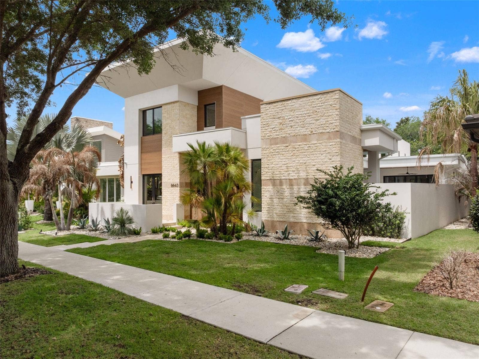 8643 FARTHINGTON WAY, Orlando, FL 32827 Front View