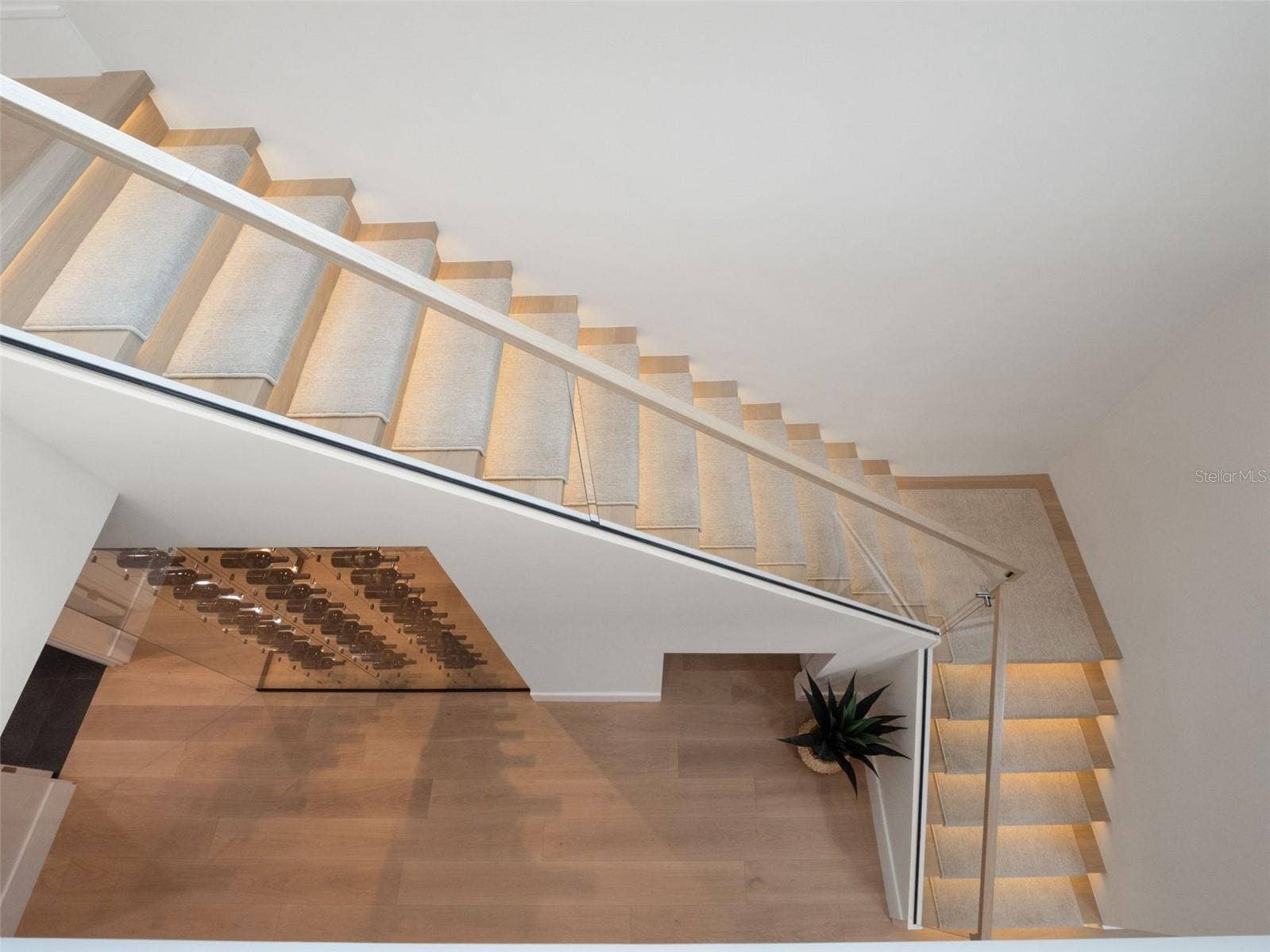 8643 FARTHINGTON WAY, Orlando, FL 32827 Staircase to Upstairs Loft & 2 Bedrooms