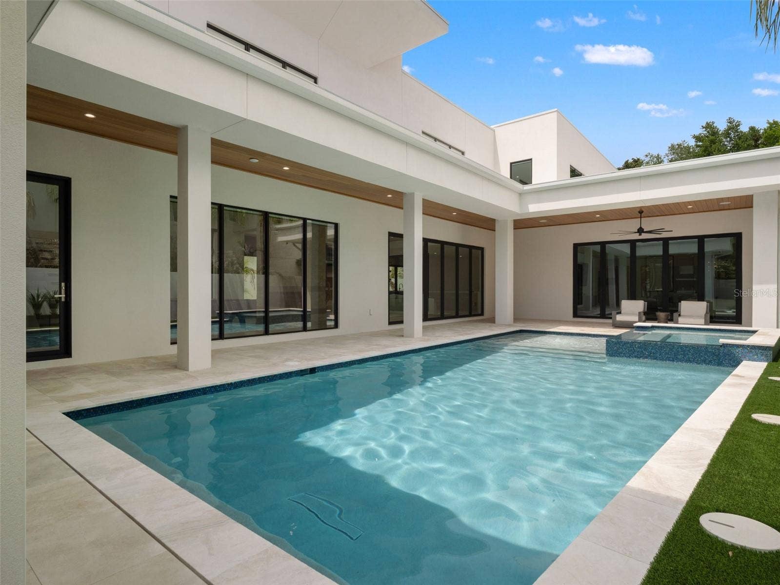 8643 FARTHINGTON WAY, Orlando, FL 32827 Heated & Salt Pool & Spa