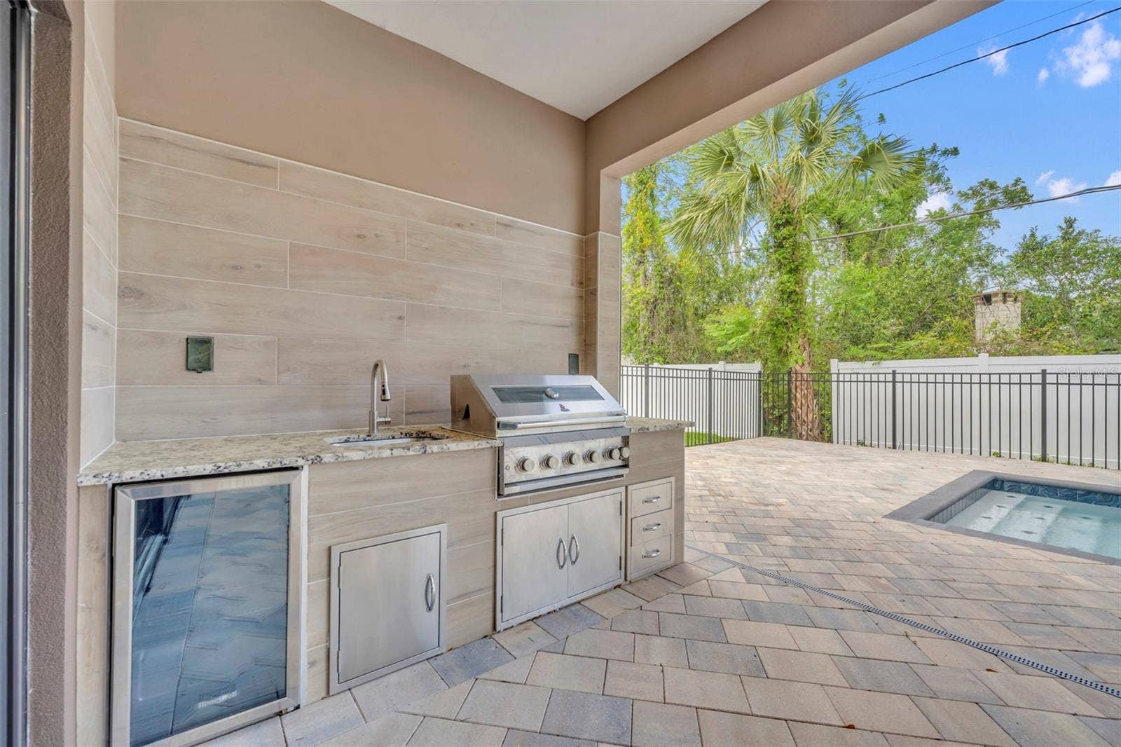 102 BELL PLACE, Winter Park, FL 32792 102 BELL PLACE, Winter Park, FL 32792