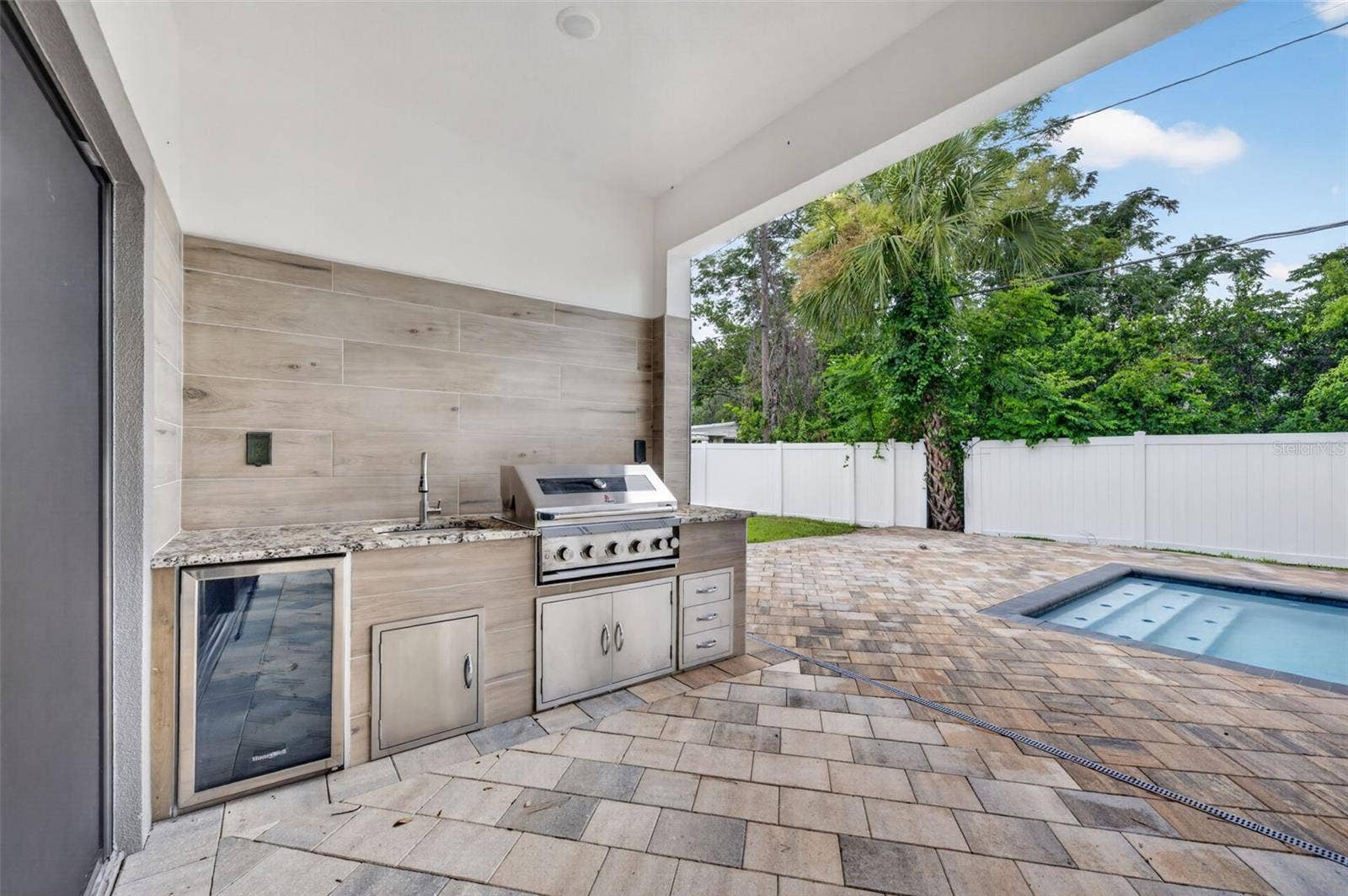 102 BELL PLACE, Winter Park, FL 32792 102 BELL PLACE, Winter Park, FL 32792