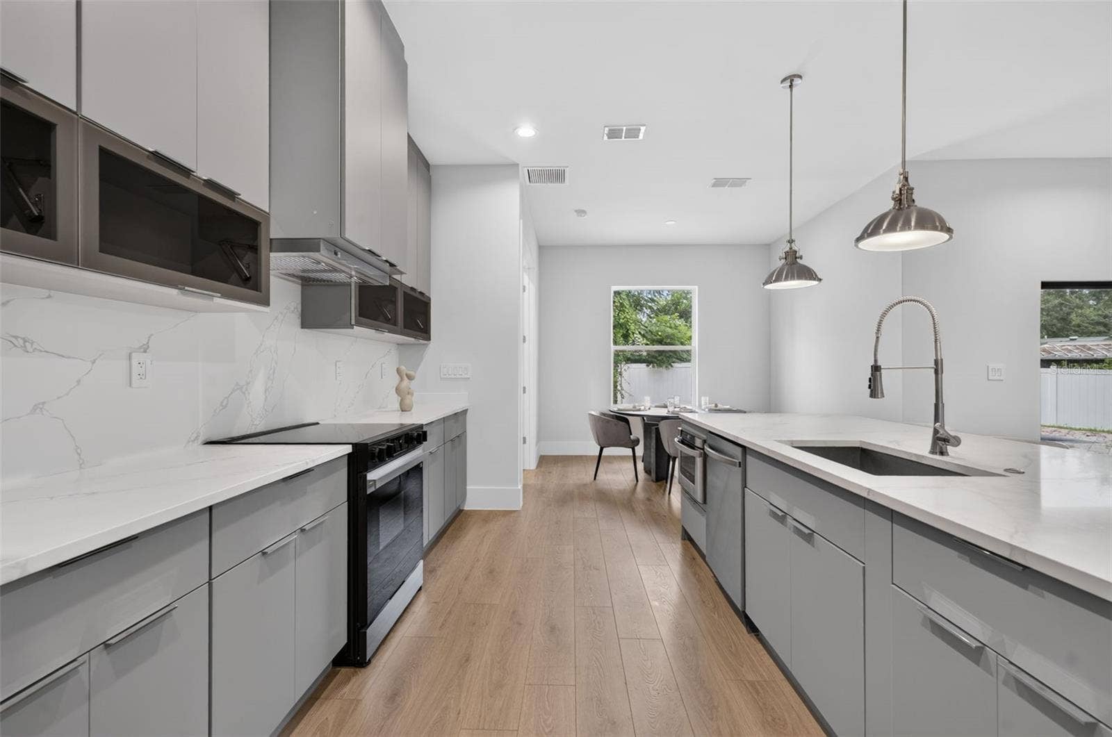 102 BELL PLACE, Winter Park, FL 32792 102 BELL PLACE, Winter Park, FL 32792