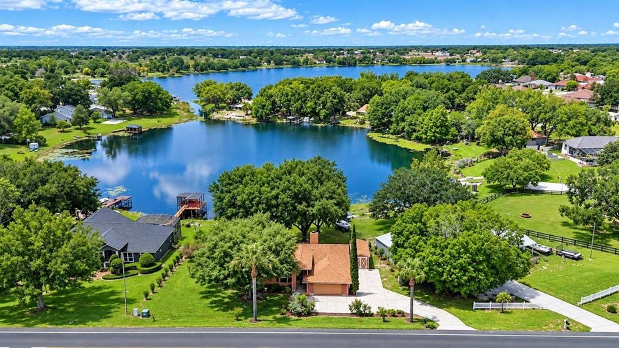 Property photo for 9835 LAKESHORE DRIVE, Clermont, FL