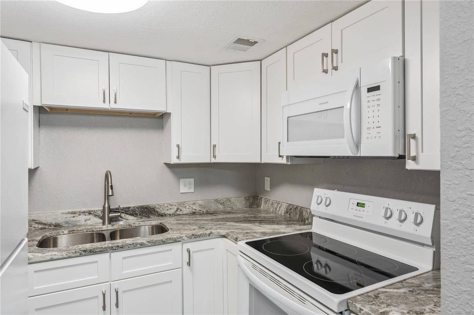950 LAKE DESTINY ROAD, #B, Altamonte Springs, FL 32714 950 LAKE DESTINY ROAD, #B, Altamonte Springs, FL 32714