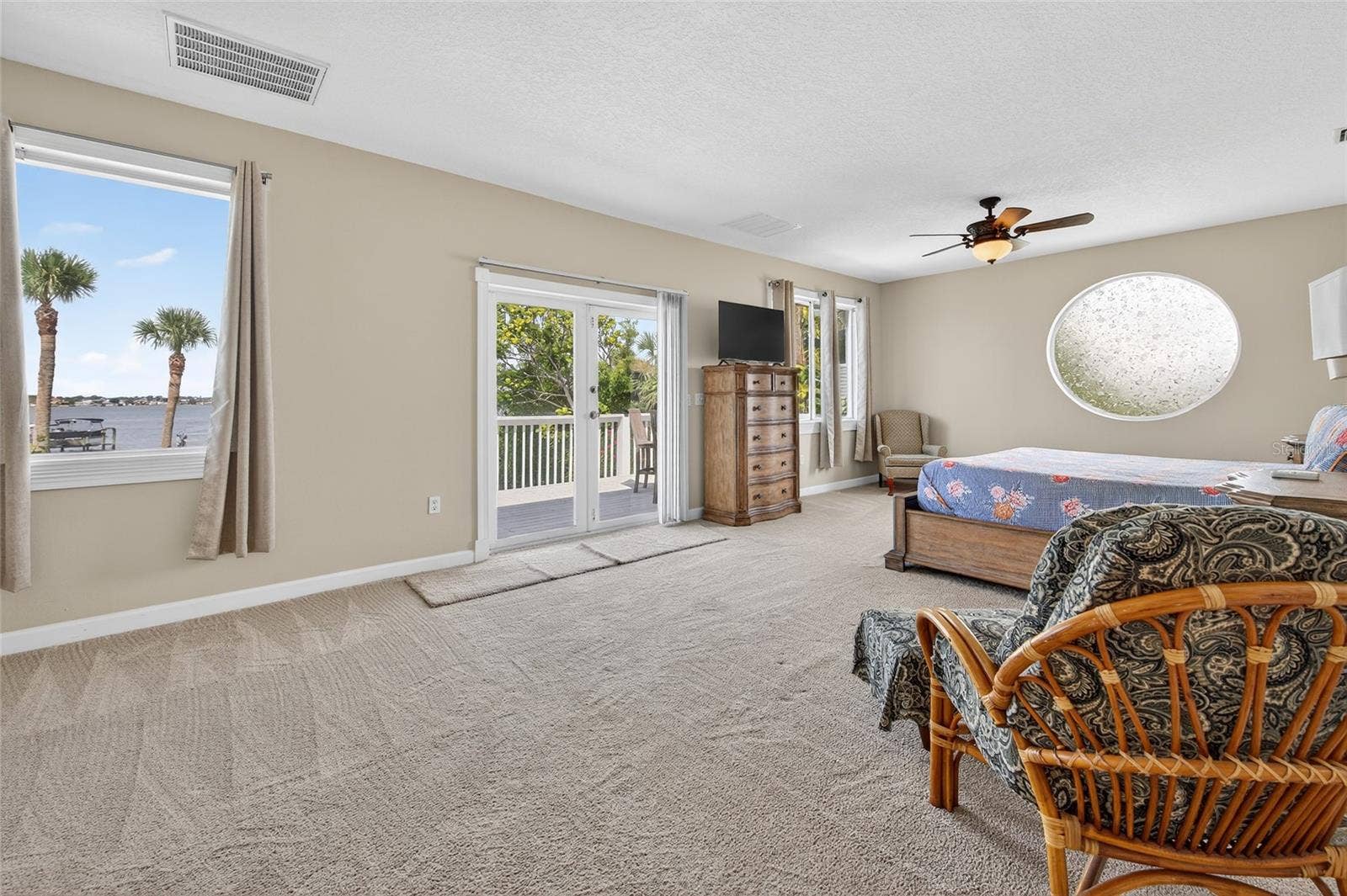 2904 S PENINSULA DR, Daytona Beach Shores, FL 32118 2904 S PENINSULA DR, Daytona Beach Shores, FL 32118