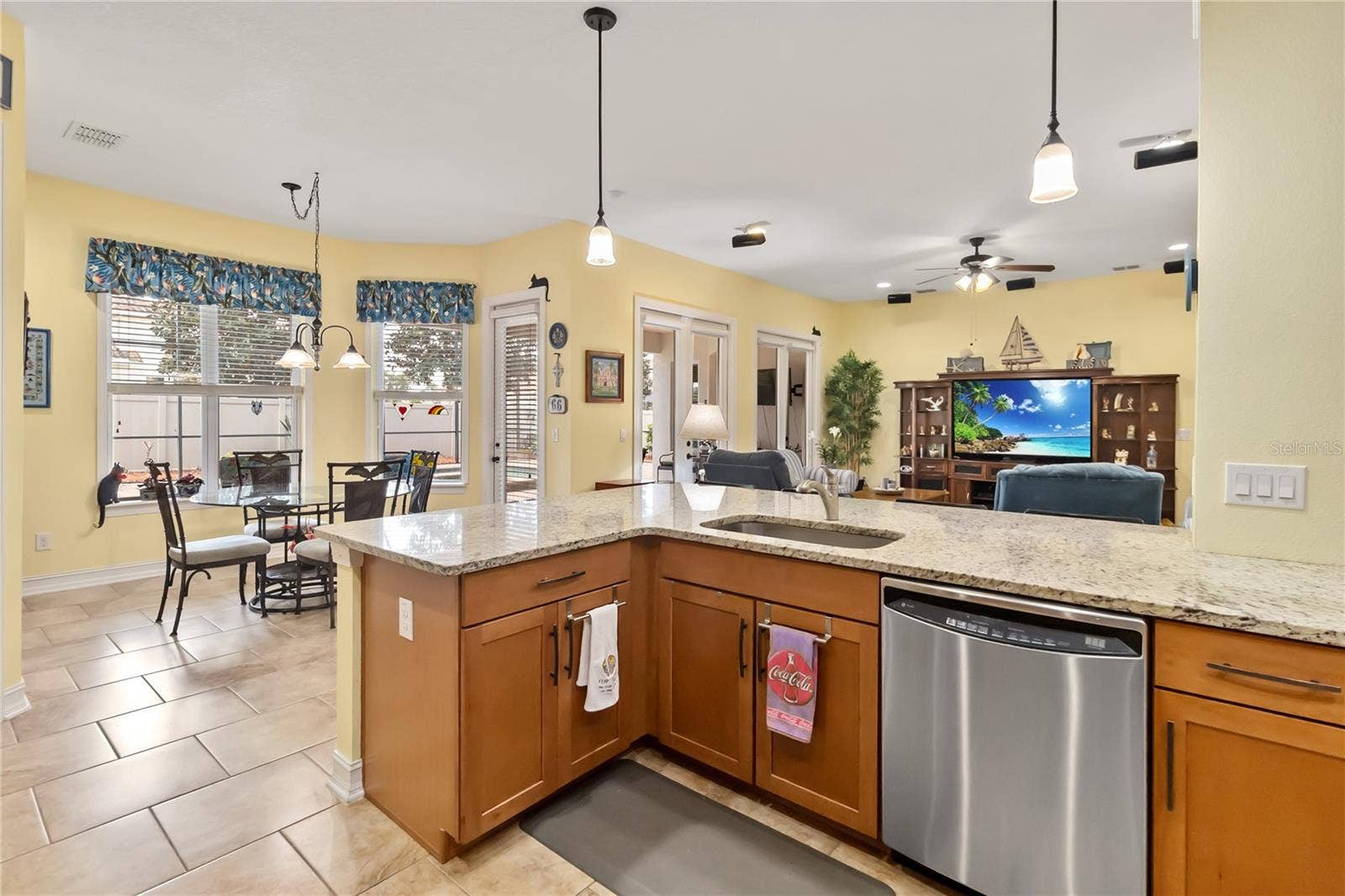 4257 ISLE VISTA AVENUE, Belle Isle, FL 32812 4257 ISLE VISTA AVENUE, Belle Isle, FL 32812