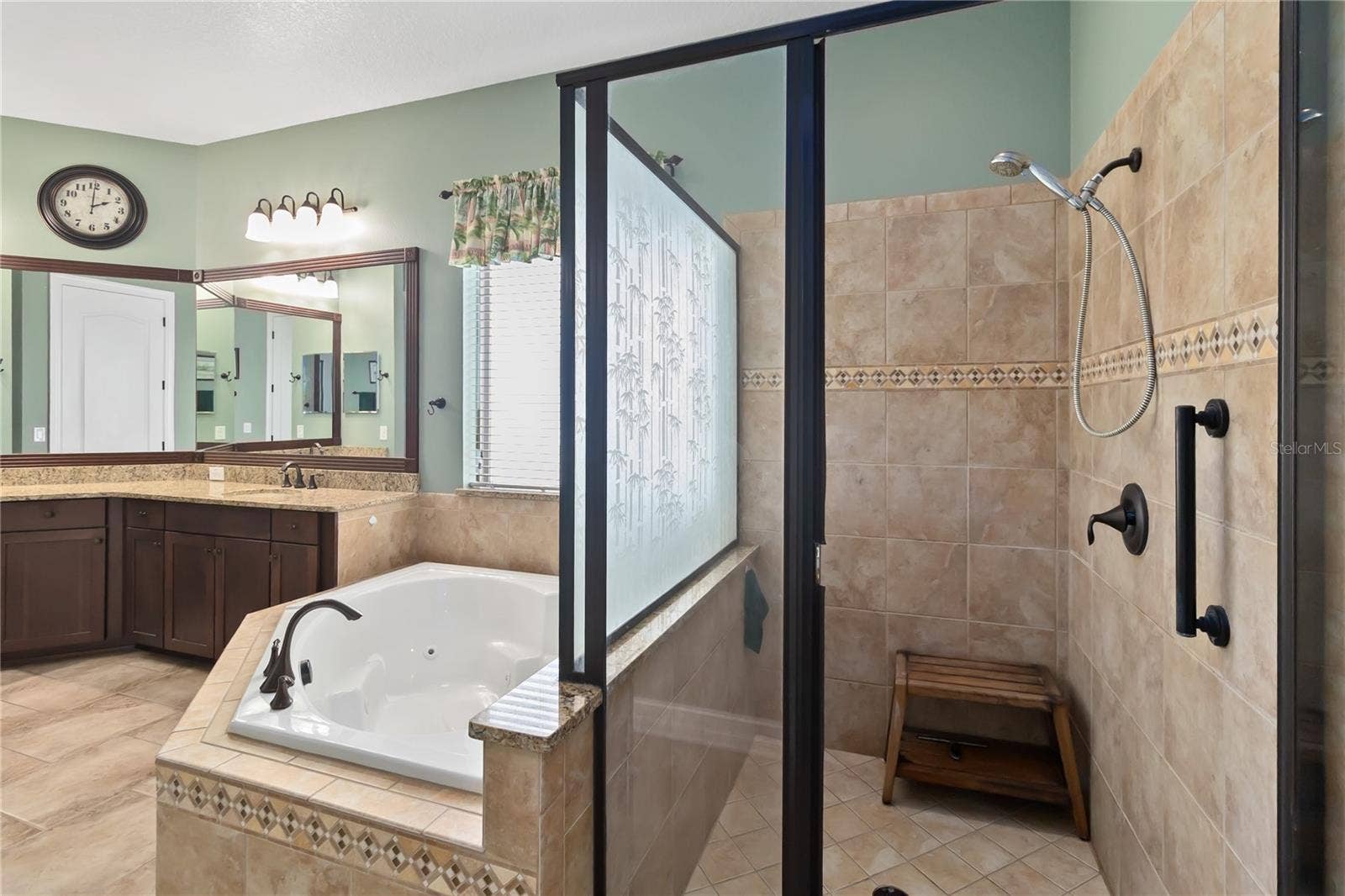 4257 ISLE VISTA AVENUE, Belle Isle, FL 32812 4257 ISLE VISTA AVENUE, Belle Isle, FL 32812