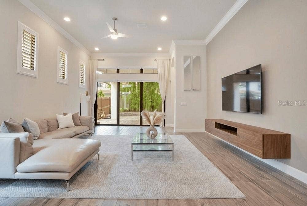 8394 VIA VITTORIA WAY, Orlando, FL 32819 8394 VIA VITTORIA WAY, Orlando, FL 32819