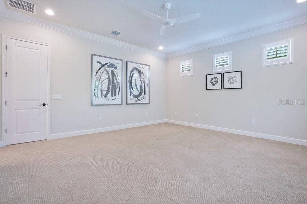 8394 VIA VITTORIA WAY, Orlando, FL 32819 8394 VIA VITTORIA WAY, Orlando, FL 32819