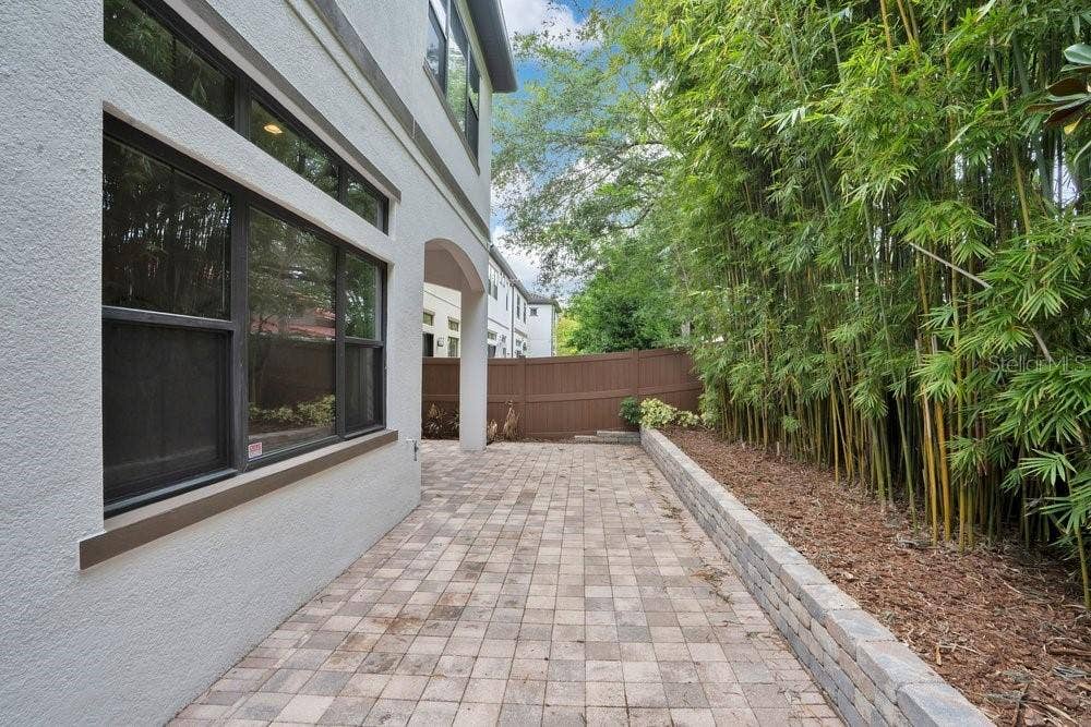 8394 VIA VITTORIA WAY, Orlando, FL 32819 8394 VIA VITTORIA WAY, Orlando, FL 32819