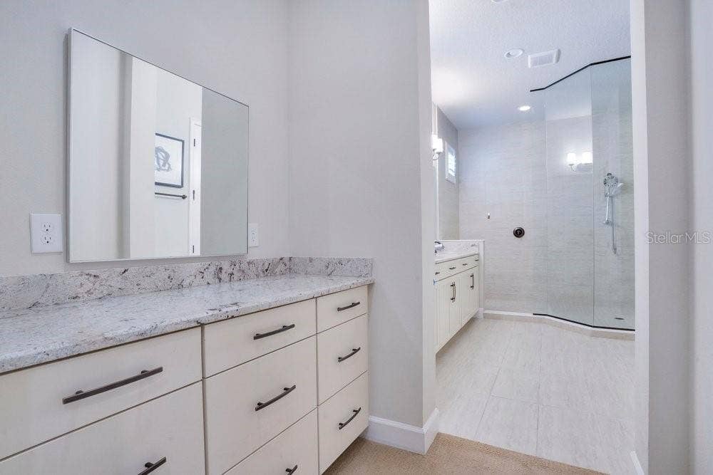 8394 VIA VITTORIA WAY, Orlando, FL 32819 8394 VIA VITTORIA WAY, Orlando, FL 32819