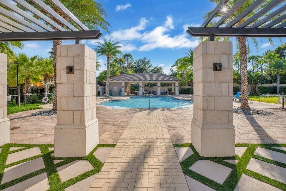 8394 VIA VITTORIA WAY, Orlando, FL 32819 8394 VIA VITTORIA WAY, Orlando, FL 32819