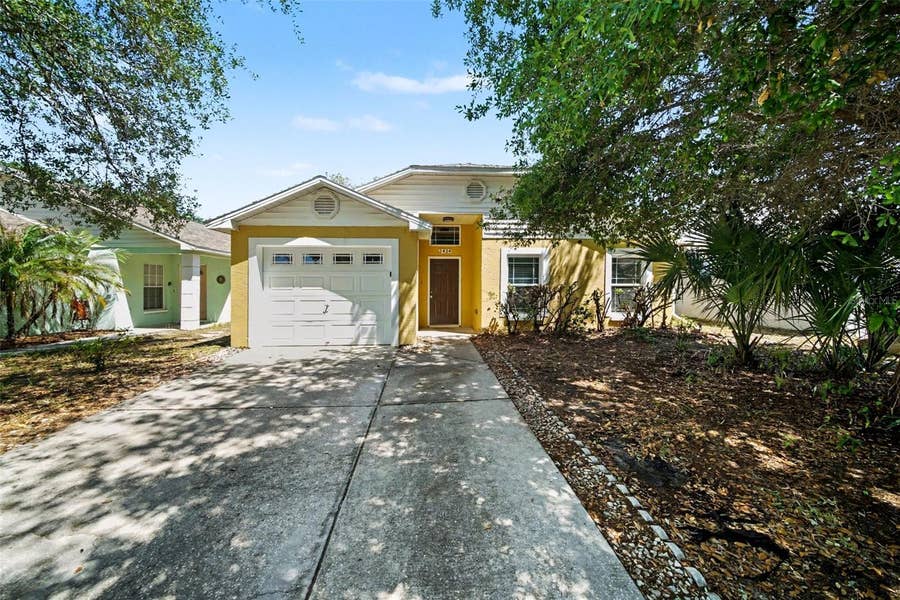 Property photo for 2424 CAMDEN OAKS PLACE, Valrico, FL