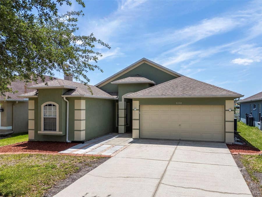 Property photo for 8408 CANTERBURY LAKE BOULEVARD, Tampa, FL