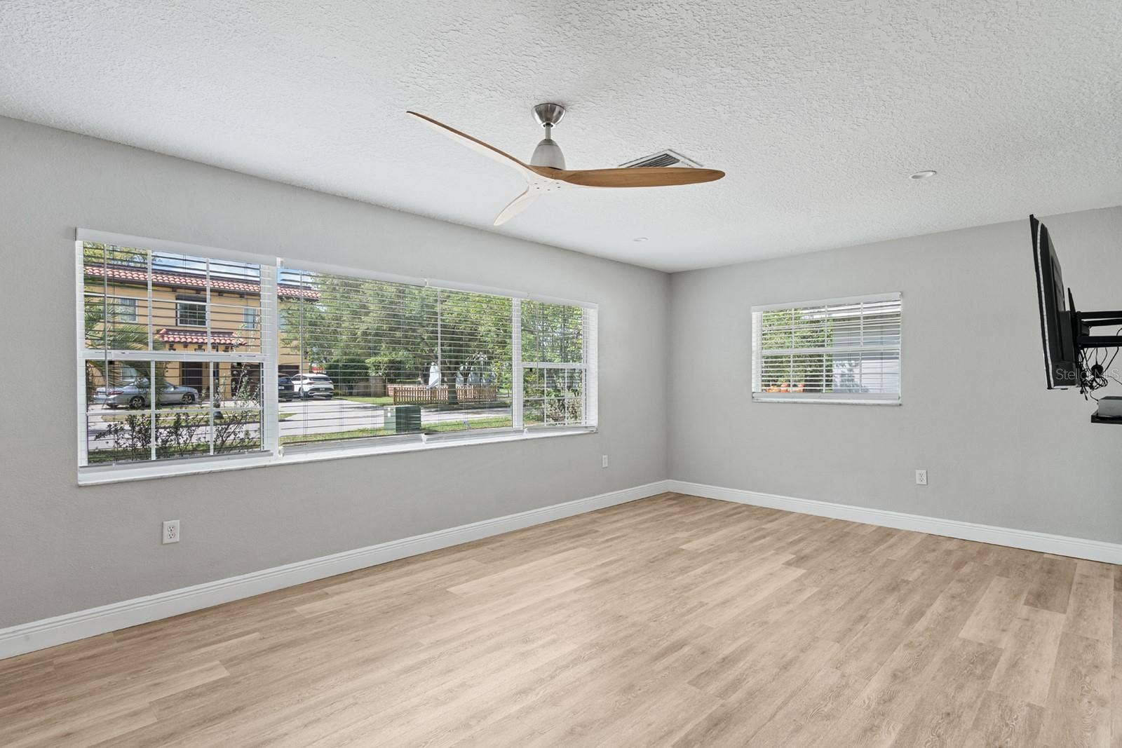 1741 WESTCHESTER AVENUE, Winter Park, FL 32789 Living