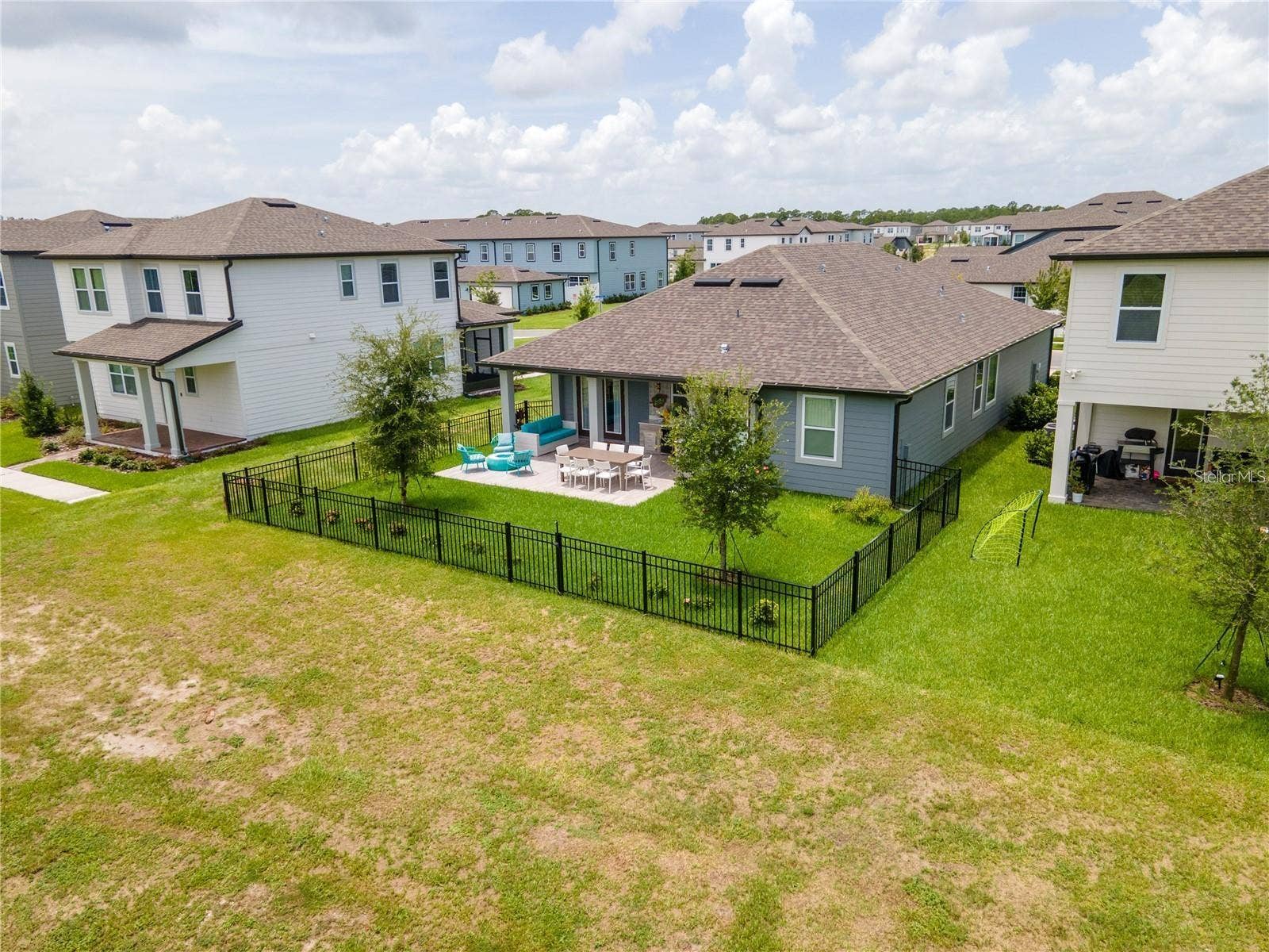 11243 PIXIE MANDARIN COURT, Winter Garden, FL 34787 11243 PIXIE MANDARIN COURT, Winter Garden, FL 34787
