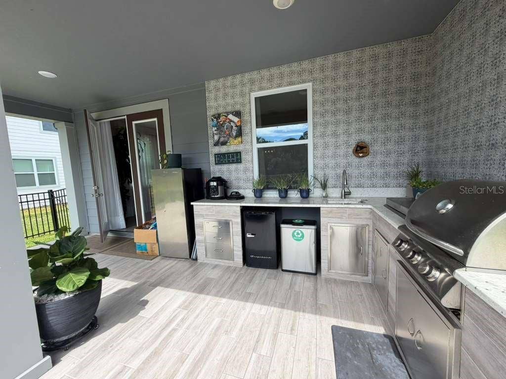 11243 PIXIE MANDARIN COURT, Winter Garden, FL 34787 11243 PIXIE MANDARIN COURT, Winter Garden, FL 34787