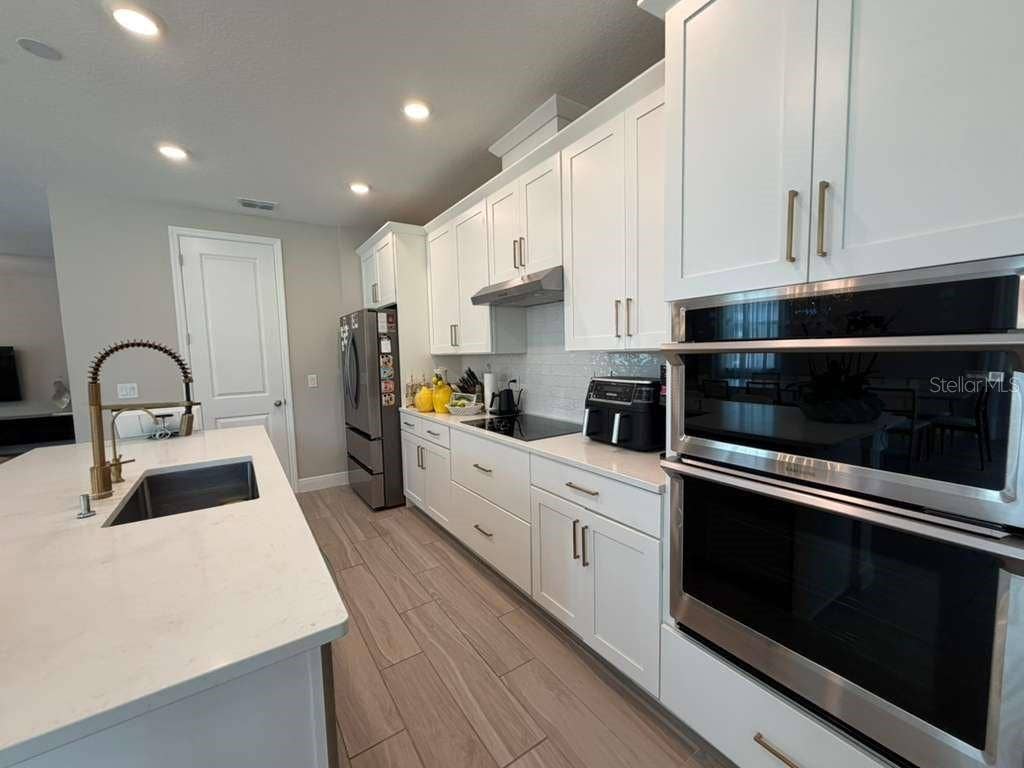 11243 PIXIE MANDARIN COURT, Winter Garden, FL 34787 11243 PIXIE MANDARIN COURT, Winter Garden, FL 34787