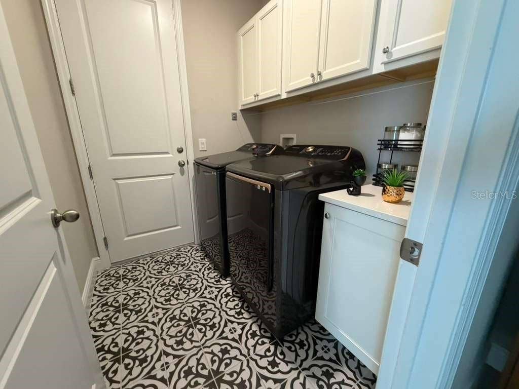 11243 PIXIE MANDARIN COURT, Winter Garden, FL 34787 11243 PIXIE MANDARIN COURT, Winter Garden, FL 34787