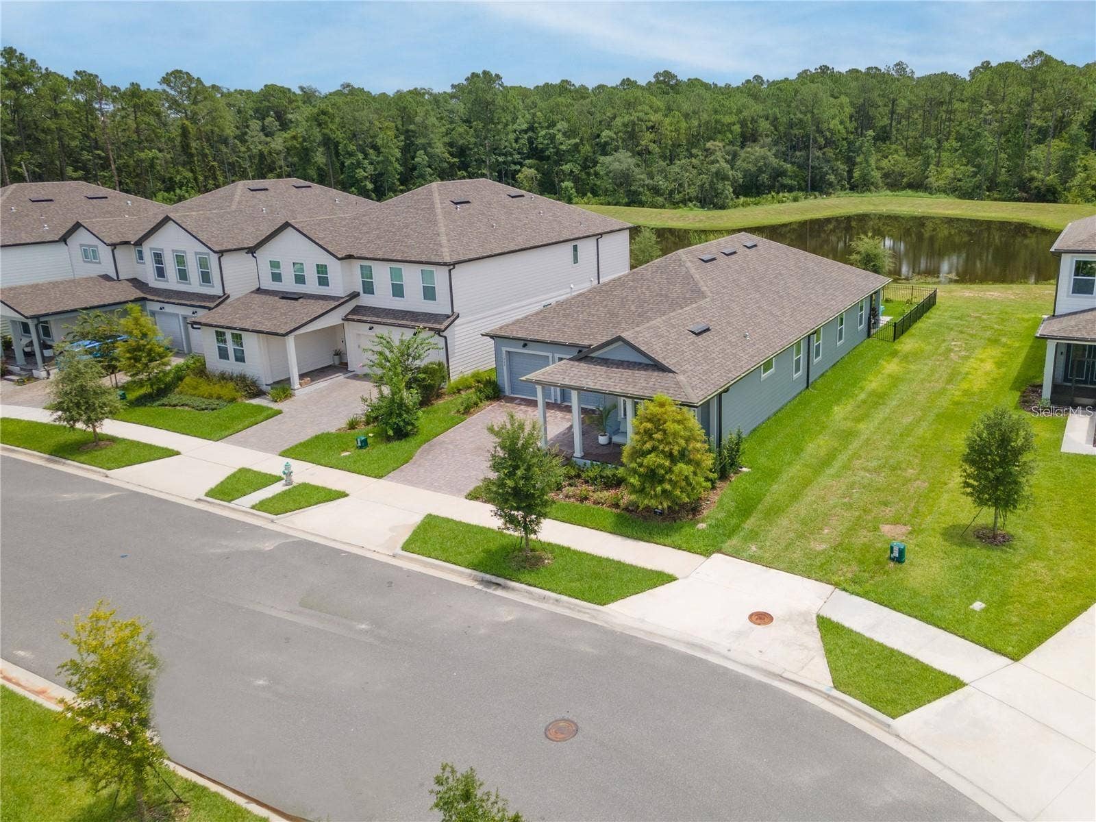 11243 PIXIE MANDARIN COURT, Winter Garden, FL 34787 11243 PIXIE MANDARIN COURT, Winter Garden, FL 34787
