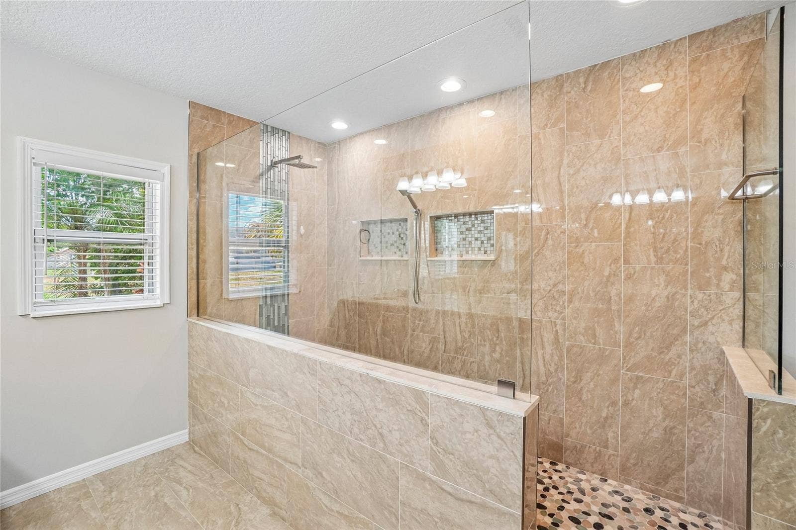 5609 EXECUTIVE DRIVE, New Port Richey, FL 34652 5609 EXECUTIVE DRIVE, New Port Richey, FL 34652