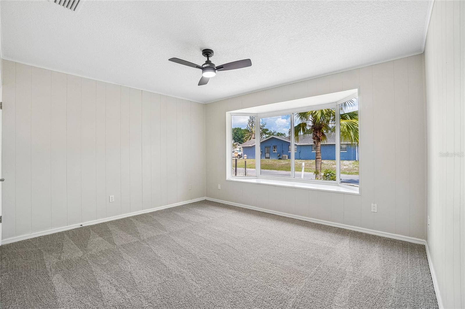 5609 EXECUTIVE DRIVE, New Port Richey, FL 34652 5609 EXECUTIVE DRIVE, New Port Richey, FL 34652