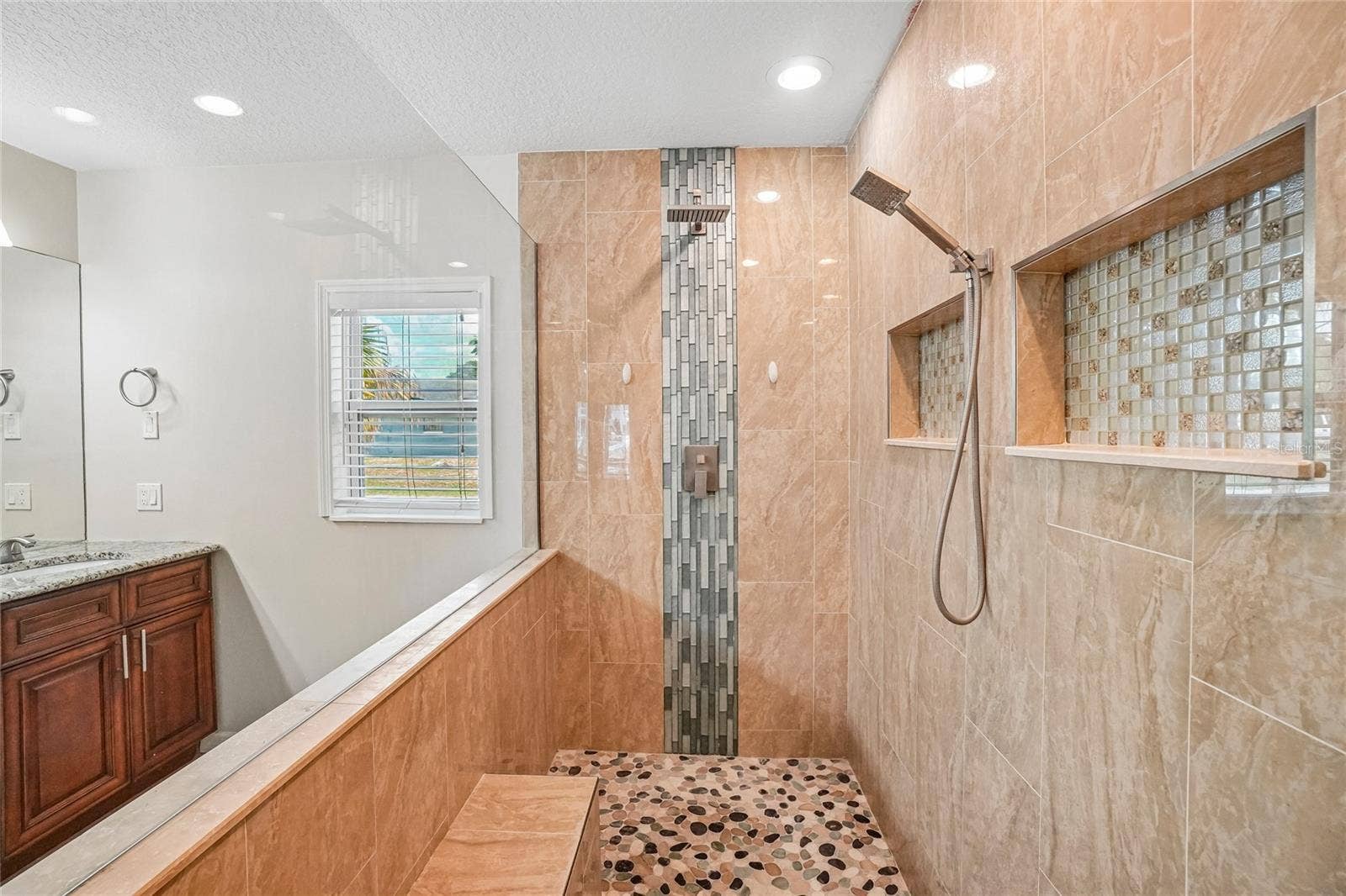 5609 EXECUTIVE DRIVE, New Port Richey, FL 34652 5609 EXECUTIVE DRIVE, New Port Richey, FL 34652