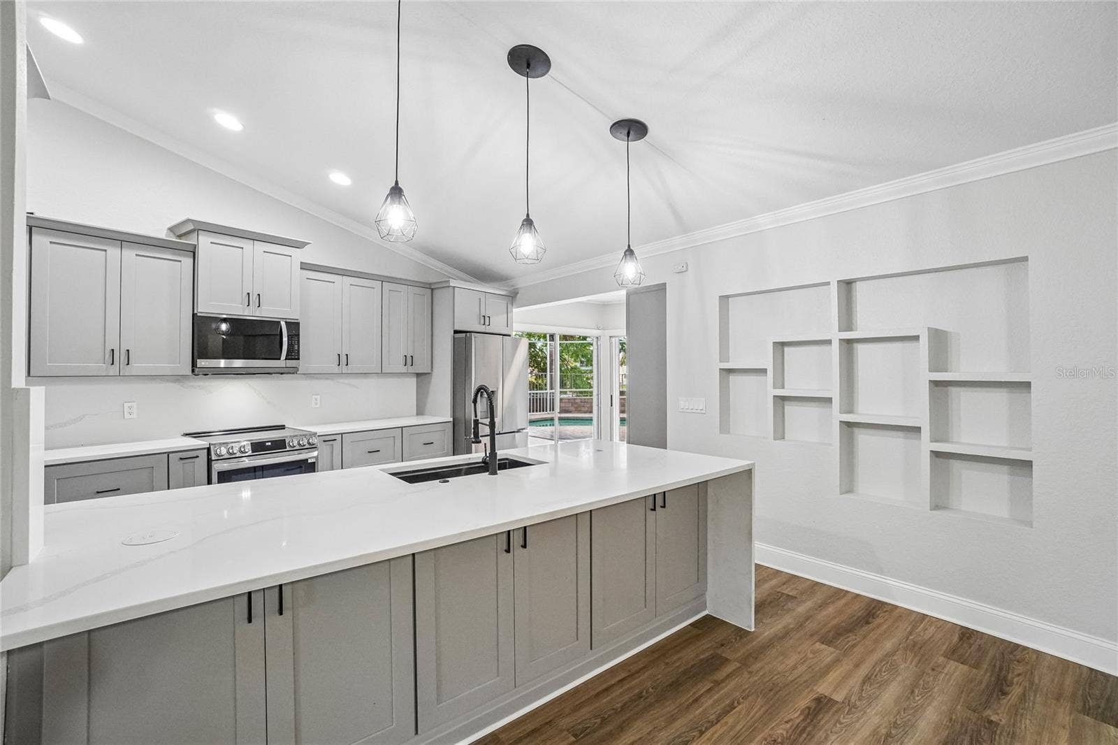5609 EXECUTIVE DRIVE, New Port Richey, FL 34652 5609 EXECUTIVE DRIVE, New Port Richey, FL 34652