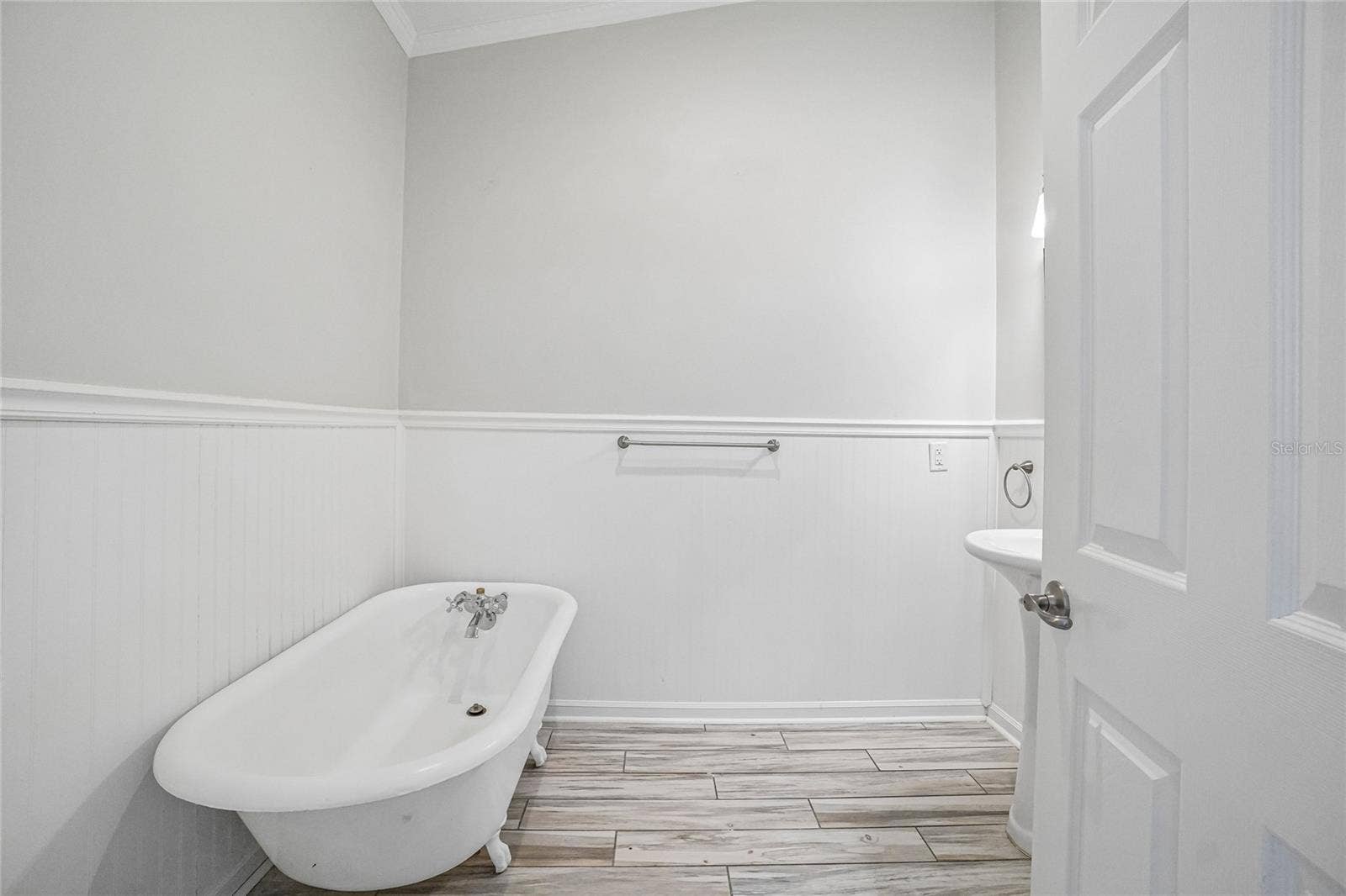 5609 EXECUTIVE DRIVE, New Port Richey, FL 34652 5609 EXECUTIVE DRIVE, New Port Richey, FL 34652