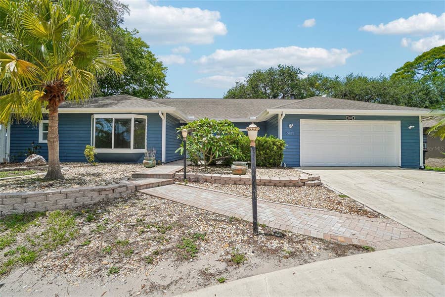 Property photo for 5609 EXECUTIVE DRIVE, New Port Richey, FL
