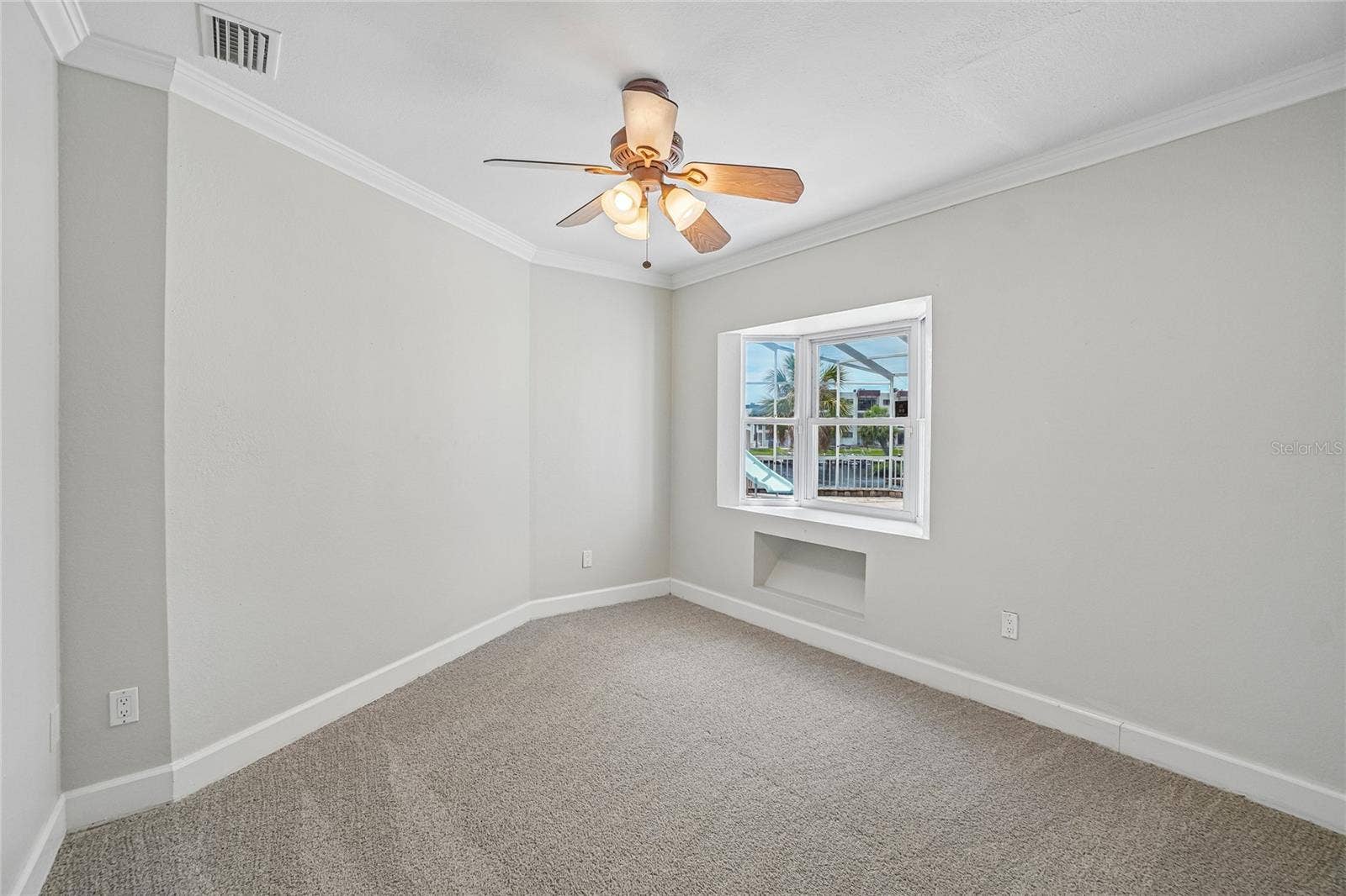 5609 EXECUTIVE DRIVE, New Port Richey, FL 34652 5609 EXECUTIVE DRIVE, New Port Richey, FL 34652