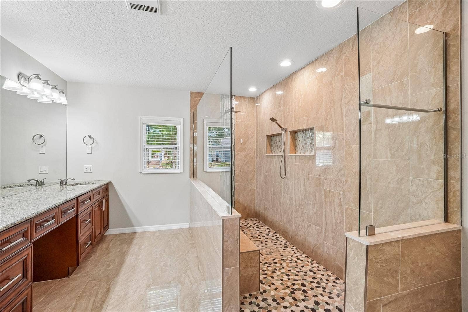 5609 EXECUTIVE DRIVE, New Port Richey, FL 34652 5609 EXECUTIVE DRIVE, New Port Richey, FL 34652