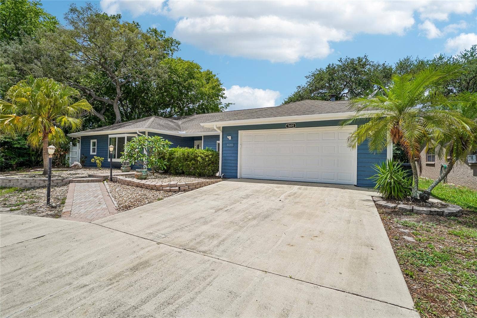 5609 EXECUTIVE DRIVE, New Port Richey, FL 34652 5609 EXECUTIVE DRIVE, New Port Richey, FL 34652